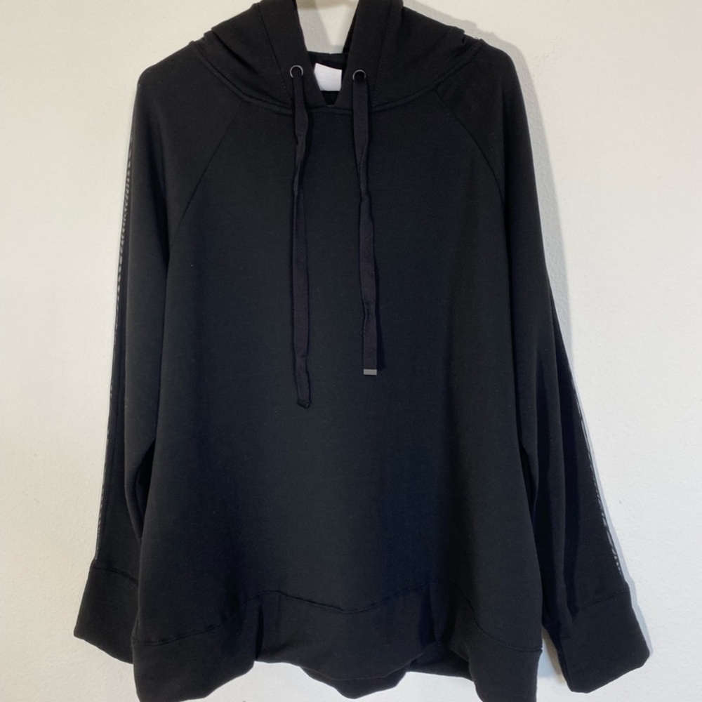Black hoodie sweatshirt